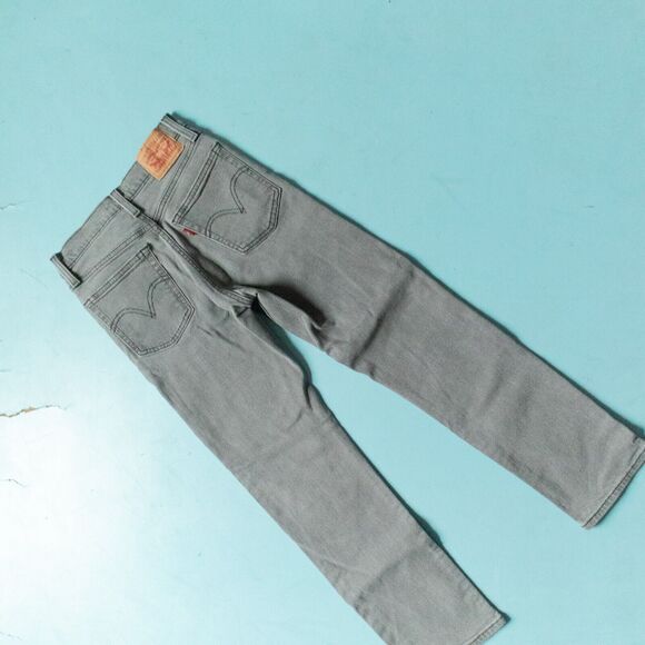 Levi's Gray Wedgie Straight Leg Classic High Waist Jeans Size 25 Button Fly - Picture 8 of 8